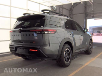 2026 Nissan Pathfinder Rock Creek – miniatura 4