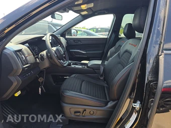 2026 Nissan Pathfinder Rock Creek – miniatura 7