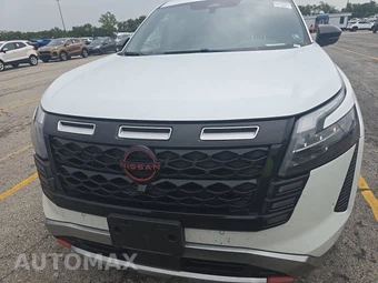 2026 Nissan Pathfinder Rock Creek - miniatura 2