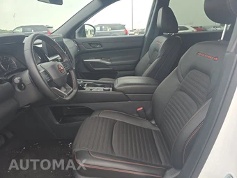 2026 Nissan Pathfinder Rock Creek - miniatura 7