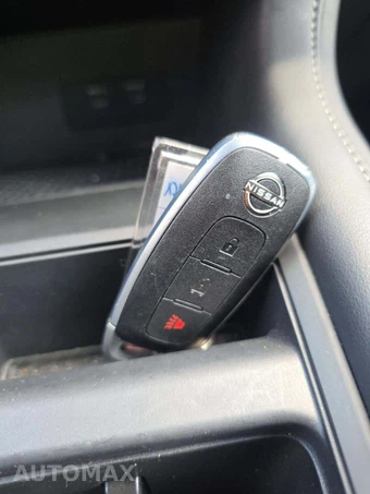2026 Nissan Pathfinder S – miniatura 5