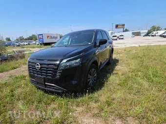 2026 Nissan Pathfinder S