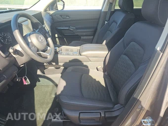2026 Nissan Pathfinder S – miniatura 6