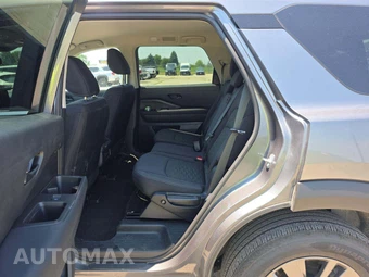 2026 Nissan Pathfinder S – miniatura 10
