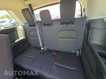 2026 Nissan Pathfinder S – miniatura 11