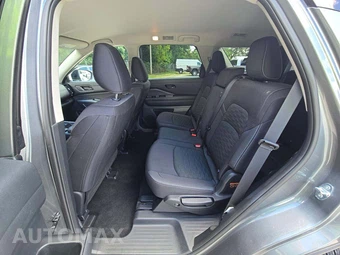 2026 Nissan Pathfinder S – miniatura 10