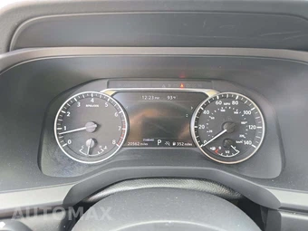 2026 Nissan Pathfinder S - miniatura 6