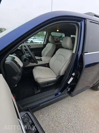 2026 Nissan Pathfinder SL - miniatura 3
