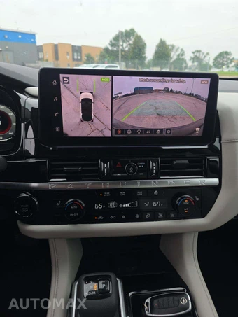 2026 Nissan Pathfinder SL - miniatura 7