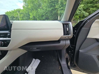 2026 Nissan Pathfinder SL – miniatura 17