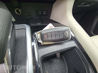 2026 Nissan Pathfinder SL – miniatura 5