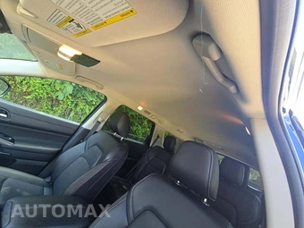 2026 Nissan Pathfinder SL – miniatura 8