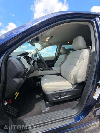 2026 Nissan Pathfinder SL – miniatura 3