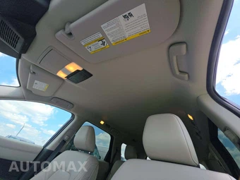 2026 Nissan Pathfinder SL – miniatura 8