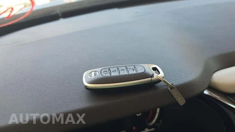 2026 Nissan Pathfinder SL – miniatura 12