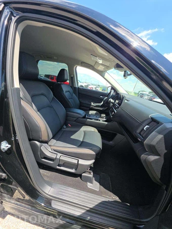2026 Nissan Pathfinder SL – miniatura 16