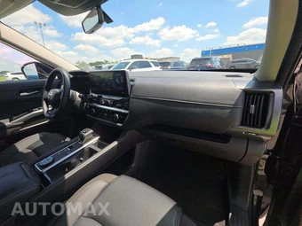2026 Nissan Pathfinder SL – miniatura 17