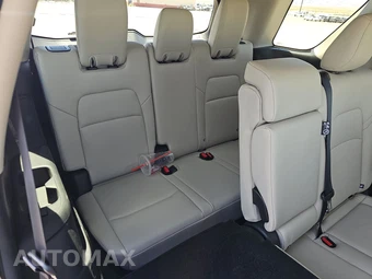 2026 Nissan Pathfinder SL – miniatura 14