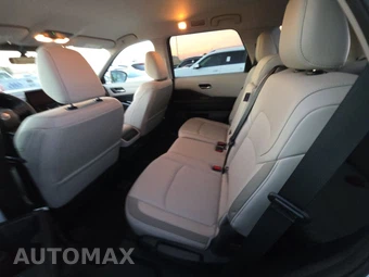 2026 Nissan Pathfinder SL – miniatura 13
