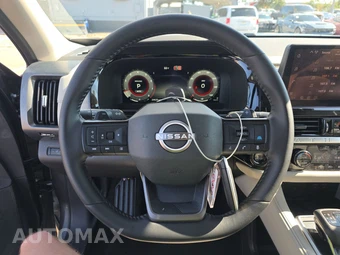 2026 Nissan Pathfinder SL – miniatura 10