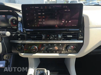 2026 Nissan Pathfinder SL – miniatura 11