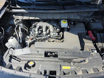 2026 Nissan Pathfinder SL – miniatura 16