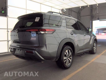 2026 Nissan Pathfinder SL – miniatura 4