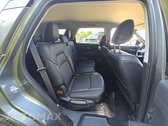 2026 Nissan Pathfinder SL – miniatura 14