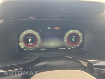 2026 Nissan Pathfinder SL – miniatura 12