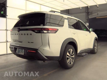 2026 Nissan Pathfinder SL – miniatura 4