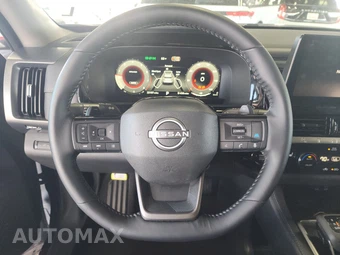 2026 Nissan Pathfinder SL – miniatura 10