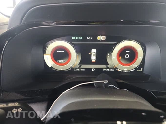 2026 Nissan Pathfinder SL – miniatura 12