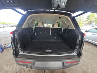 2026 Nissan Pathfinder SL – miniatura 16