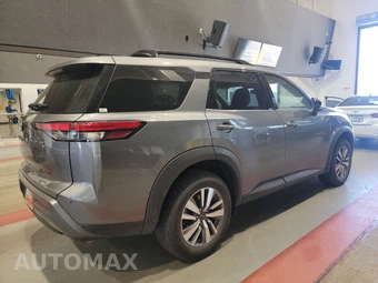2026 Nissan Pathfinder SL – miniatura 4