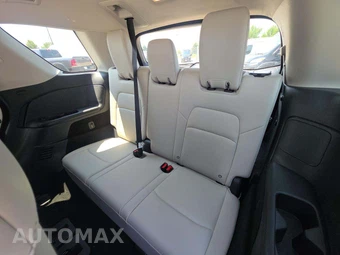 2026 Nissan Pathfinder SL – miniatura 11