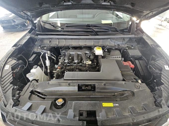 2026 Nissan Pathfinder SL – miniatura 16