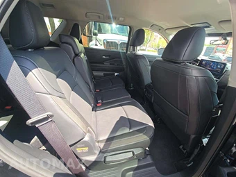 2026 Nissan Pathfinder SL – miniatura 17