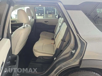 2026 Nissan Pathfinder SL – miniatura 13
