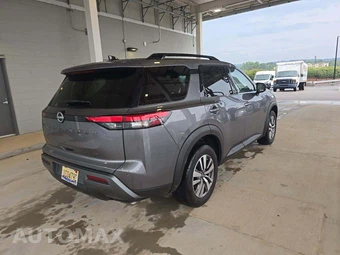 2026 Nissan Pathfinder SL – miniatura 3