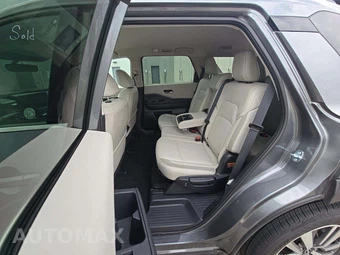 2026 Nissan Pathfinder SL – miniatura 10
