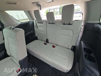 2026 Nissan Pathfinder SL – miniatura 11