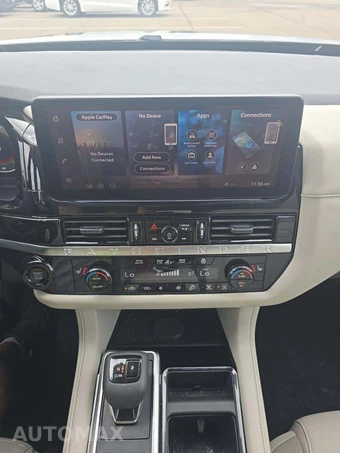 2026 Nissan Pathfinder SL – miniatura 7