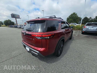 2026 Nissan Pathfinder SL – miniatura 3