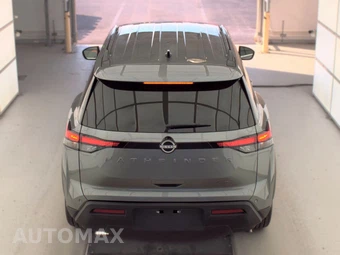 2026 Nissan Pathfinder SV – miniatura 6
