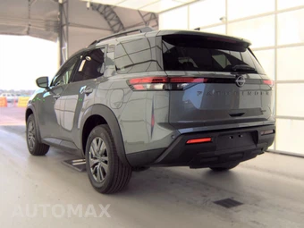 2026 Nissan Pathfinder SV – miniatura 8