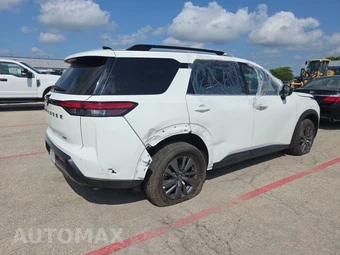 2026 Nissan Pathfinder SV - miniatura 4
