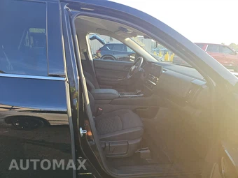 2026 Nissan Pathfinder SV – miniatura 8