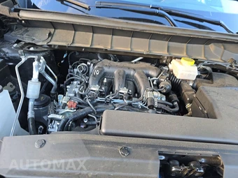 2026 Nissan Pathfinder SV – miniatura 23