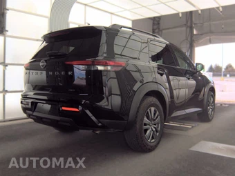 2026 Nissan Pathfinder SV – miniatura 5