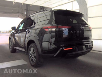 2026 Nissan Pathfinder SV – miniatura 8